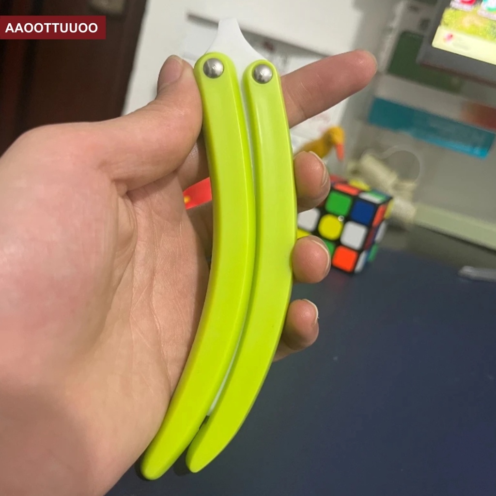 Tiktok Đồ Chơi Bướm 3d Bằng Nhựa Màu Xanh Lá Cây Vui Nhộn Sáng Tạo Làm Quà Tặng Bạn Thân Cho Trẻ Em