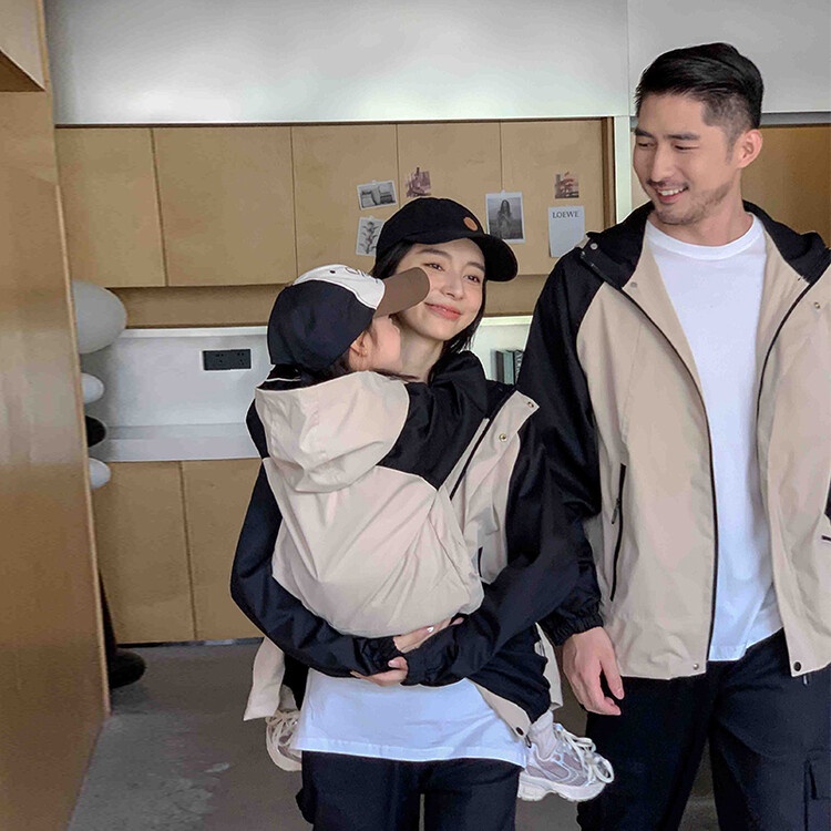 Áo Khoác Có Nón Phối Màu Tương Phản Thời Trang Đường Phố Mới Năm 2023 Cho Mẹ Và Bé