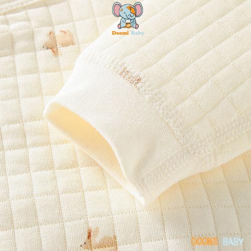 Bộ Quần Áo Cotton Chần Bông Cúc Bấm Siêu Mềm Siêu Ấm Cho Bé Họa Tiết Hàn Quốc Siêu Xinh Doomi Baby - HT663