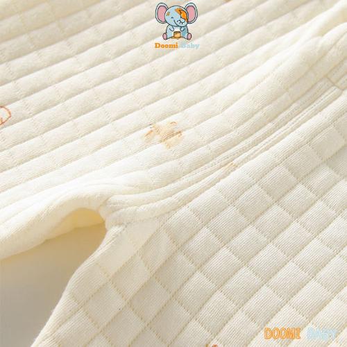 Bộ Quần Áo Cotton Chần Bông Cúc Bấm Siêu Mềm Siêu Ấm Cho Bé Họa Tiết Hàn Quốc Siêu Xinh Doomi Baby - HT663