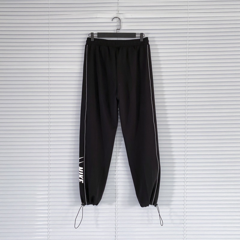 Nike Quần jogger Thể Thao Kẻ Sọc Phản Quang Lót Lông Giữ Ấm Mắt Chống Gió Cho Nam
