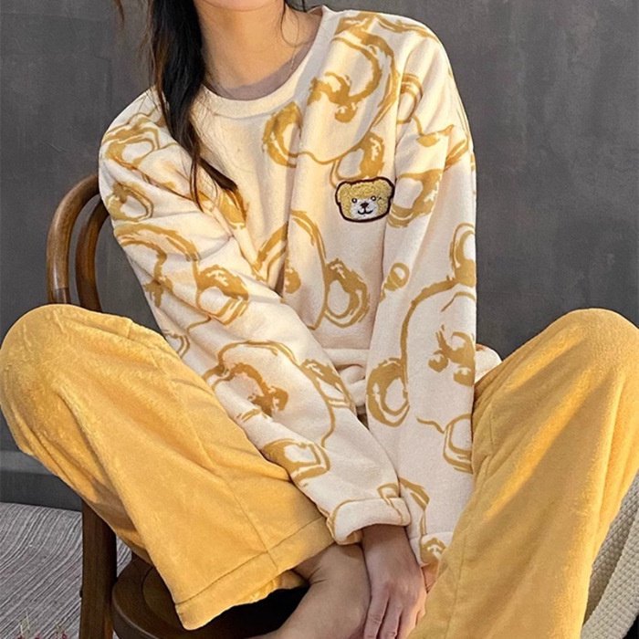 Bộ Đồ Ngủ Lông Cừu San Hô Dày Ấm Áp In Hình Chó cinnamon Dễ Thương Thời Trang Mùa Đông 2023 Cho Bạn Gái
