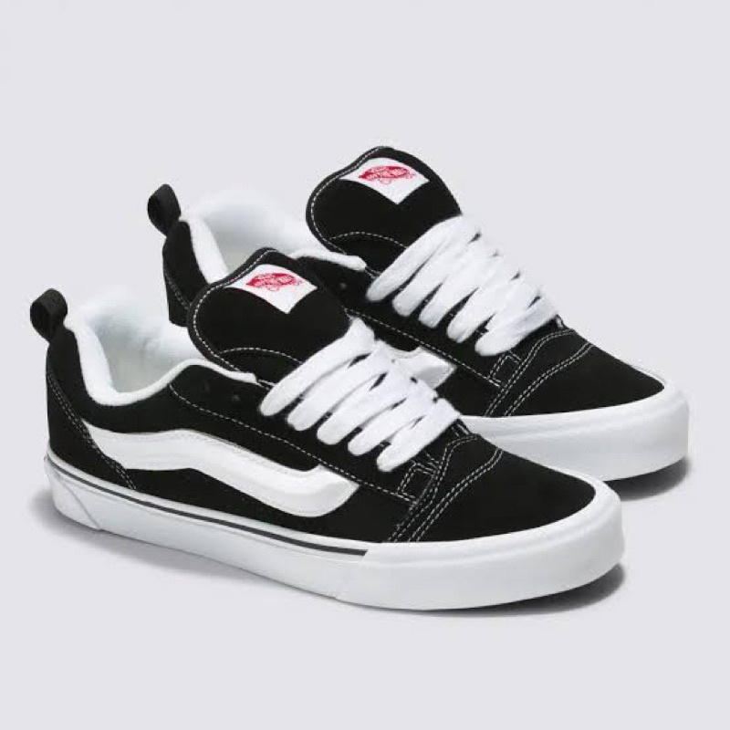 Giày sneakers vans knu skool Đen Trắng Trẻ Trung Cá Tính