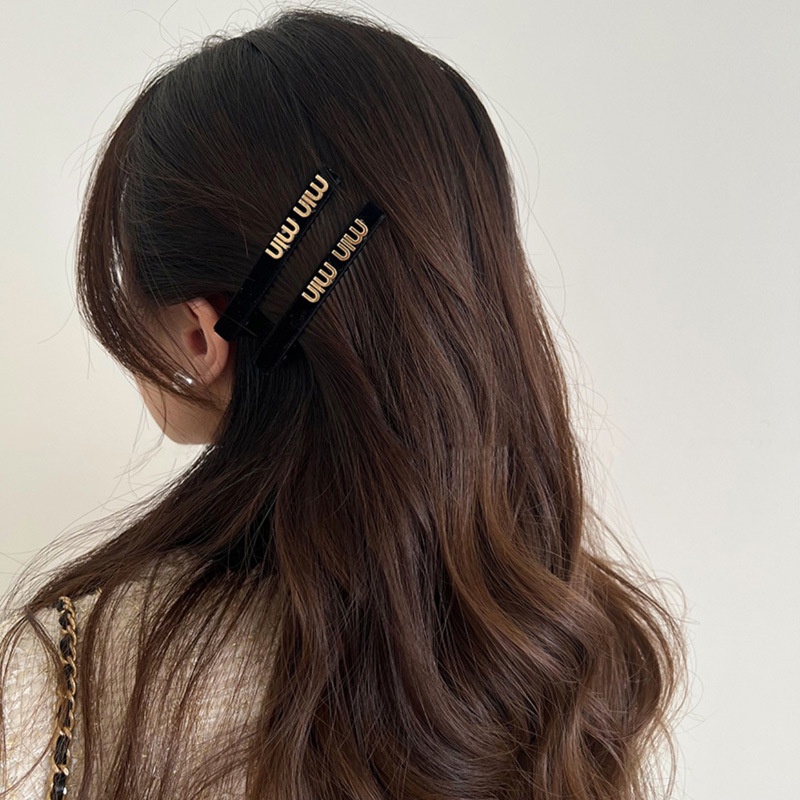 Kẹp tóc mái phủ nhung đen ĐÍNH CHỮ VÀNG tiểu thư phong cách sang trọng K145