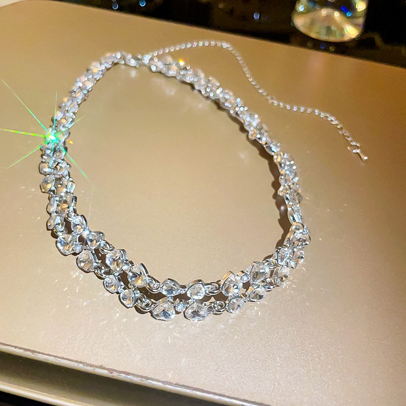 Vòng Cổ Kim Cương Hình Trái Tim Thời Trang Cho Nữ