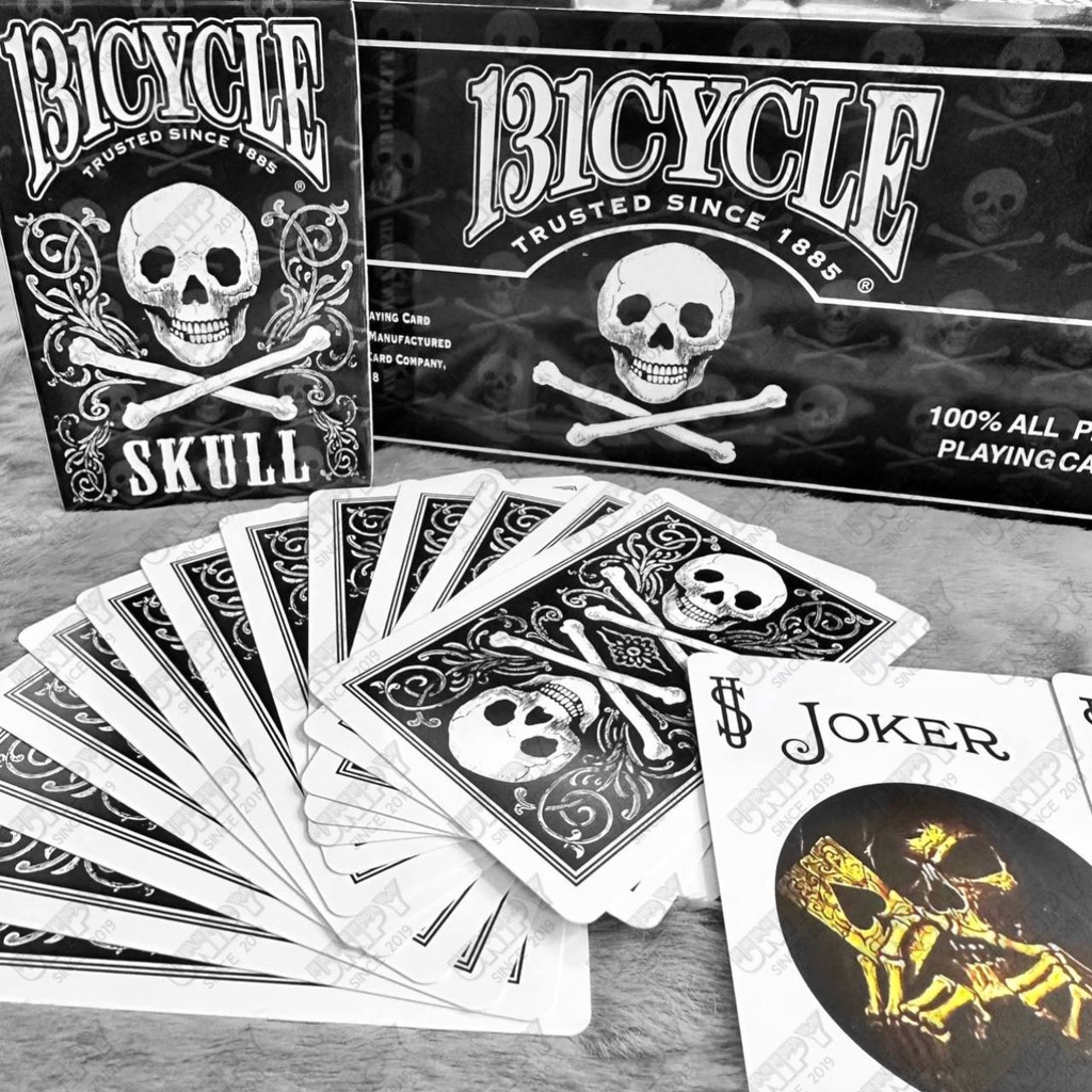 Bộ Bài Tây Nhựa PVC Skull Đen | Chống Bụi Chống Nước | Thẻ Bài Sưu Tầm Trưng Bày