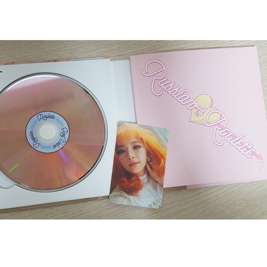 Red Velvet  - Russian Roulette