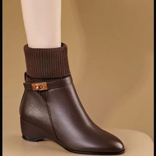  Giày Bốt Da Thật Đế Xuồng Dày Dặn Cổ Thấp Thời Trang Thu Đông Cho Nữ 