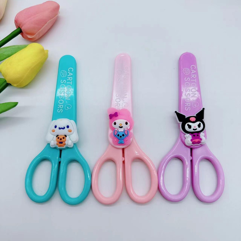 Sanrio Kéo Cắt Giấy Thủ Công Bằng Silicon Họa Tiết Hoạt Hình kuromi melody xiaobai Dễ Thương Cho Bé diy