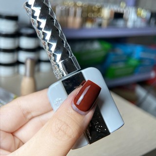 Sơn gel màu nâu đỏ rất nịnh da - màu sơn gel nâu đỏ hottrend 2023