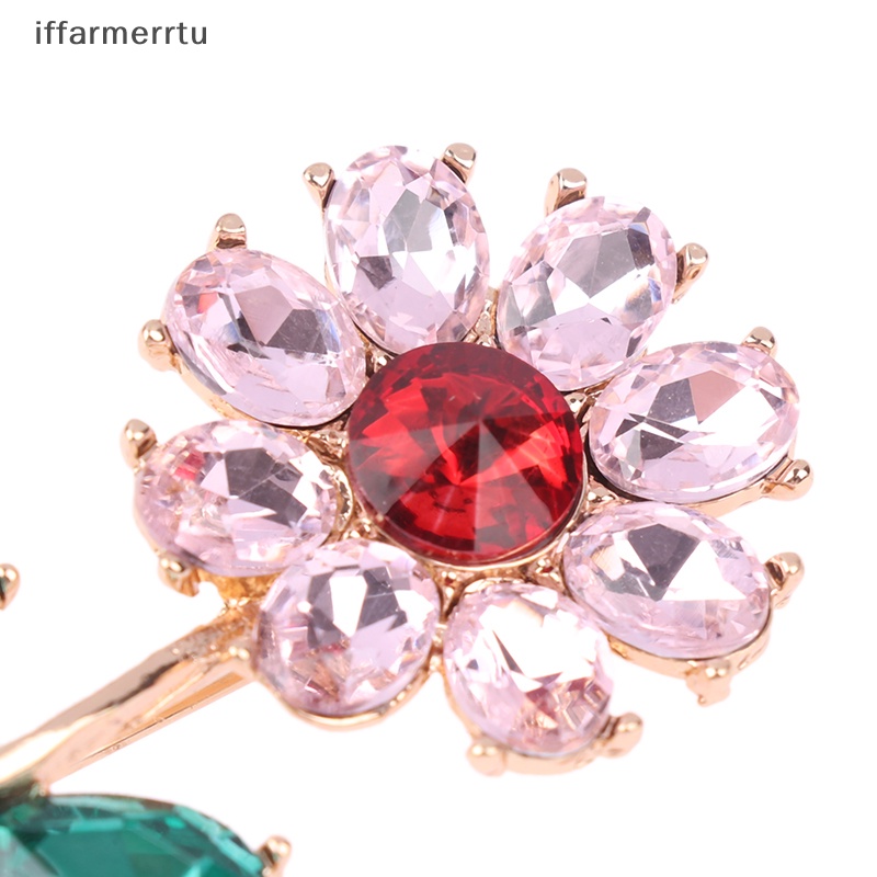 Ghim Cài Áo Hình Thỏ / Mèo / Hoa / Trái Tim Bằng Hợp Kim Màu Vàng Dễ Thương Cho Nữ