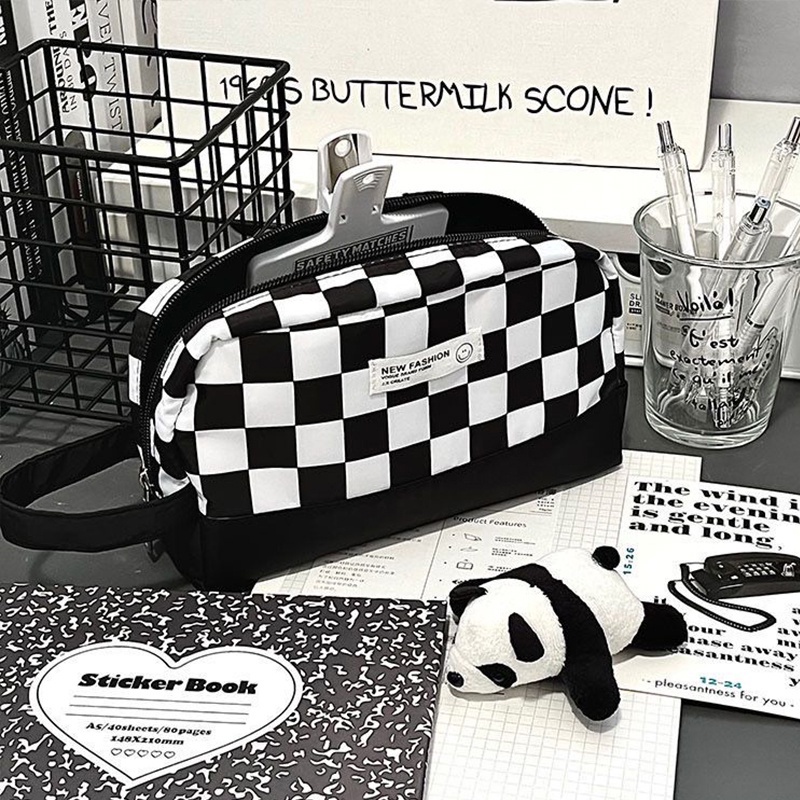 Túi Đựng Bút Chì Kẻ Sọc Caro Trắng Đen Đa Năng YK