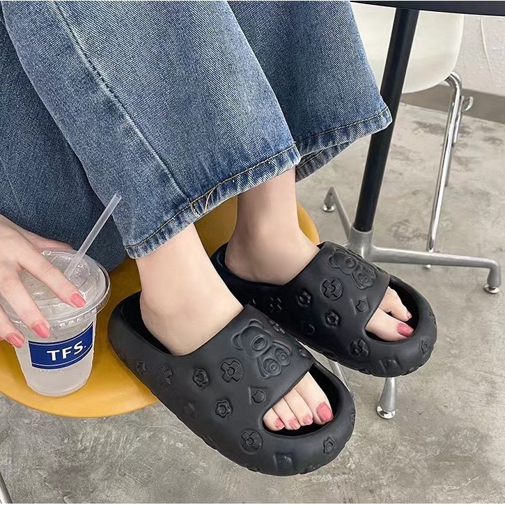 Dép Bánh Mì Nữ Hình Gấu LV Phong Cách Ulzzang Hot 2023