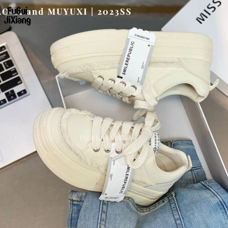 Giày thể thao nữ canvas mềm mại và thoải mái