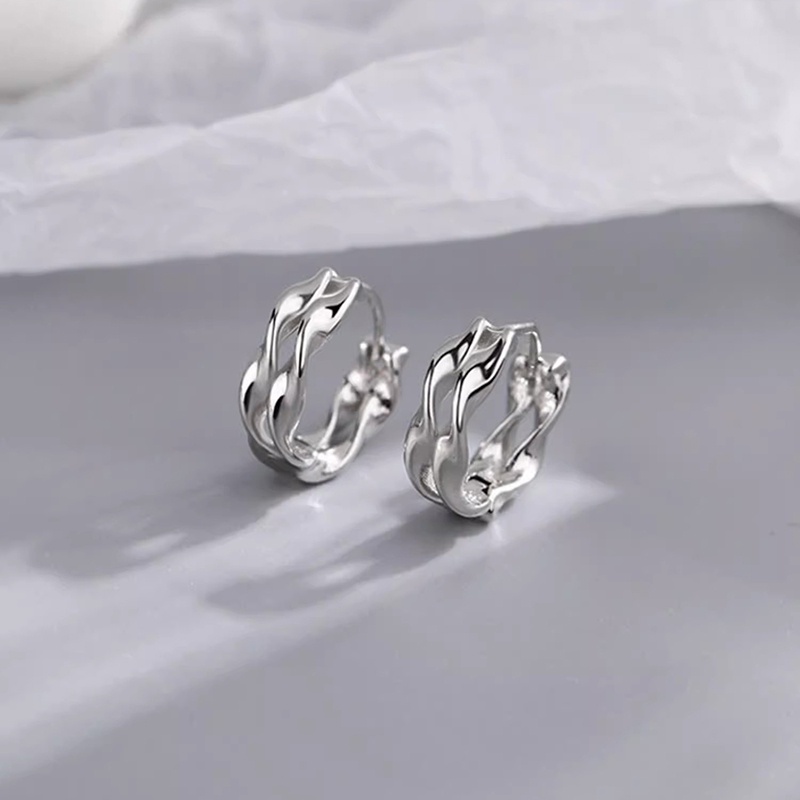 Bông Tai Dạng Vòng Màu Sắc Bạc Thời Trang Cho Nam Và Nữ