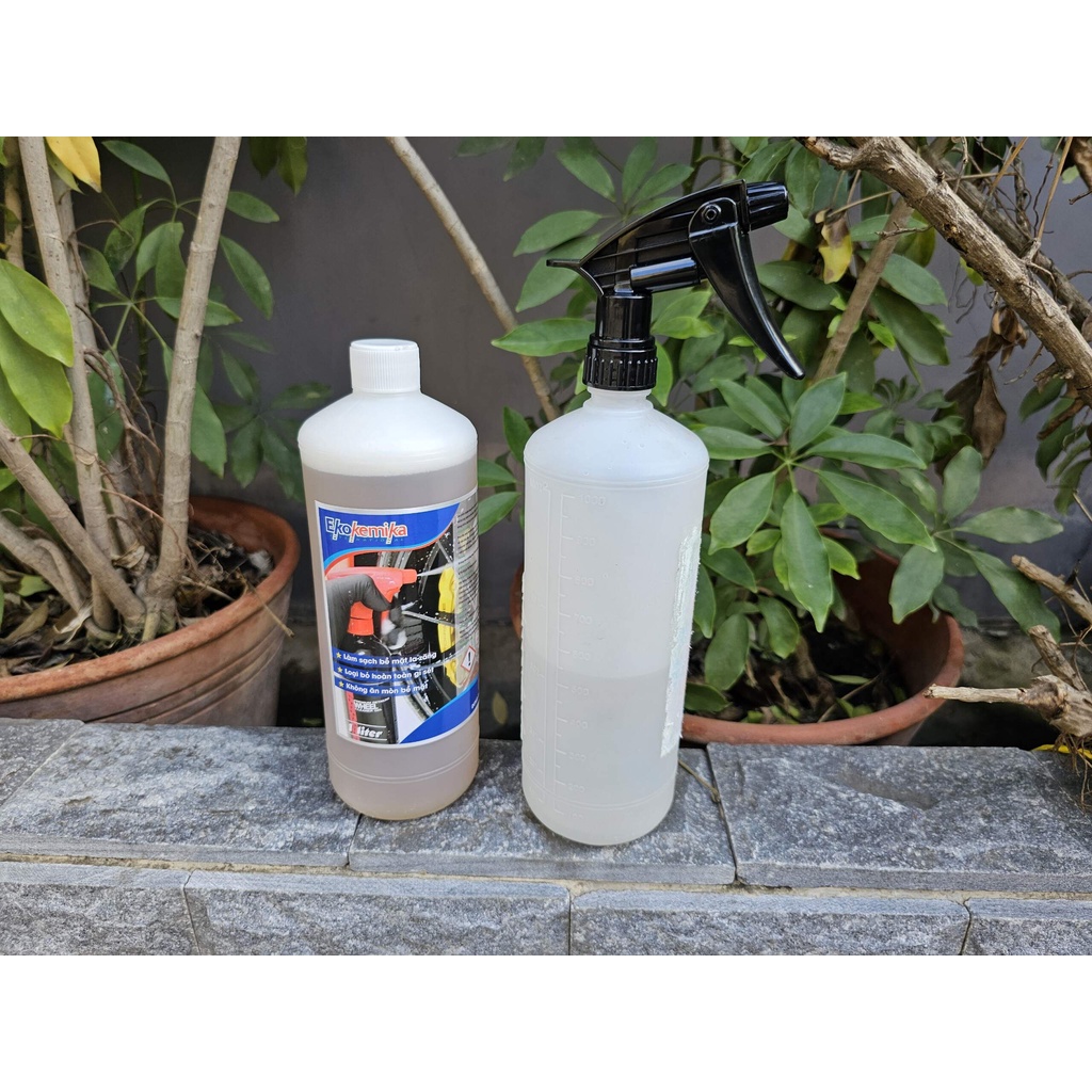 Nước Tẩy Vệ Sinh Ố Vành Lazang Xe Perlega Ekokemika 1L Tặng Bình Kháng Hóa Chất