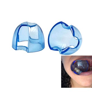 Dụng cụ mở miệng răng làm trắng bên trong răng miệng