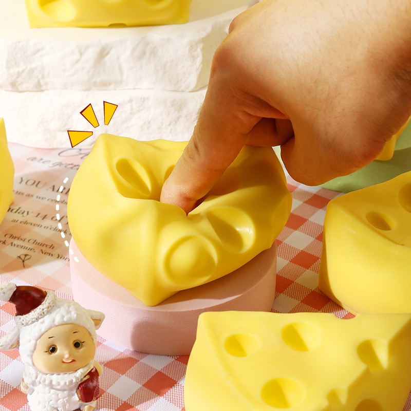 Đồ Chơi Xốp Squishy Giảm Stress Hình Miếng Phô Mai Dễ Thương Cho Bé