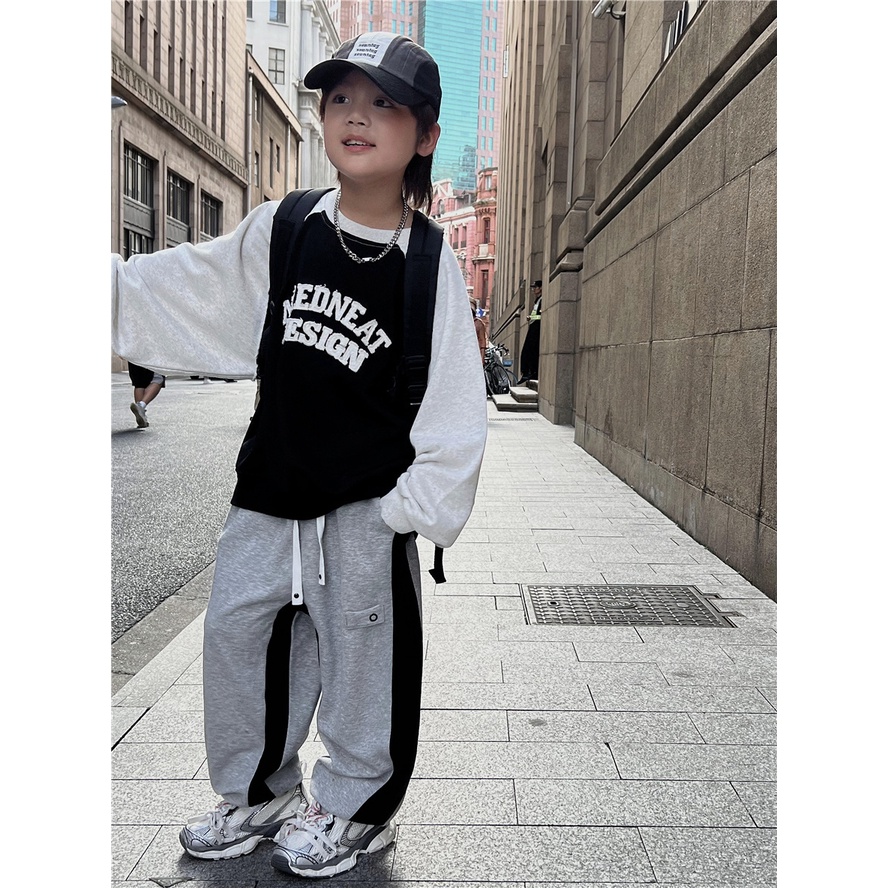 Áo sweater In Chữ Viền Sờn Màu Sắc Tương Phản Phong Cách Hàn Quốc Thời Trang Mùa Thu Cho Bé Trai Và Gái