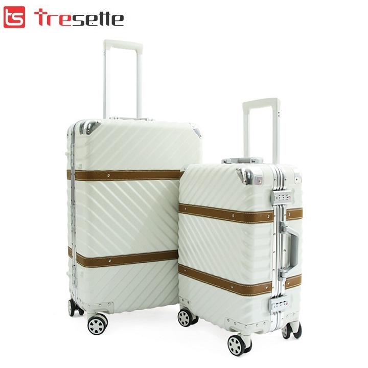 Vali du lịch cao cấp Tresette 1618 size 26 khung nhôm khóa sập bo góc kim loại bảo hành 3 năm