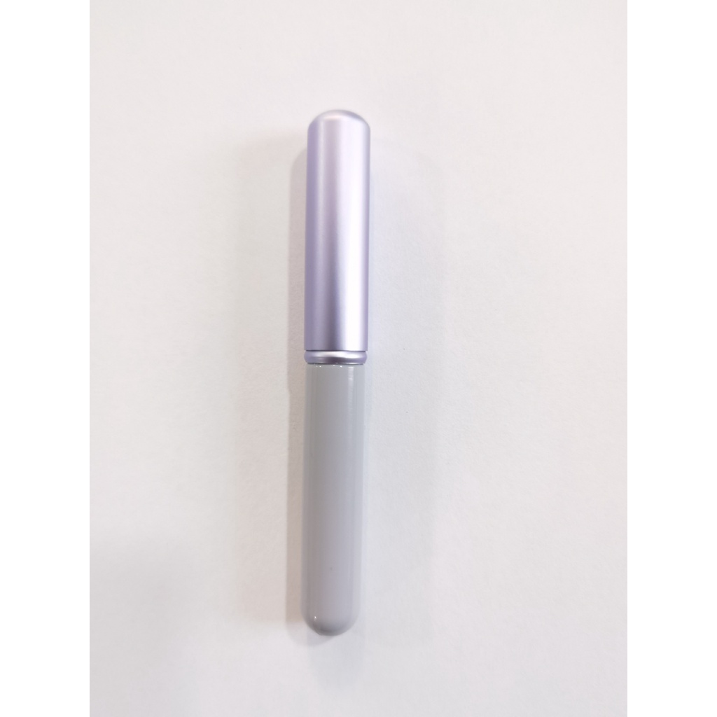 Cọ Trang Điểm Môi mini Hình Tròn Có Nắp Đậy