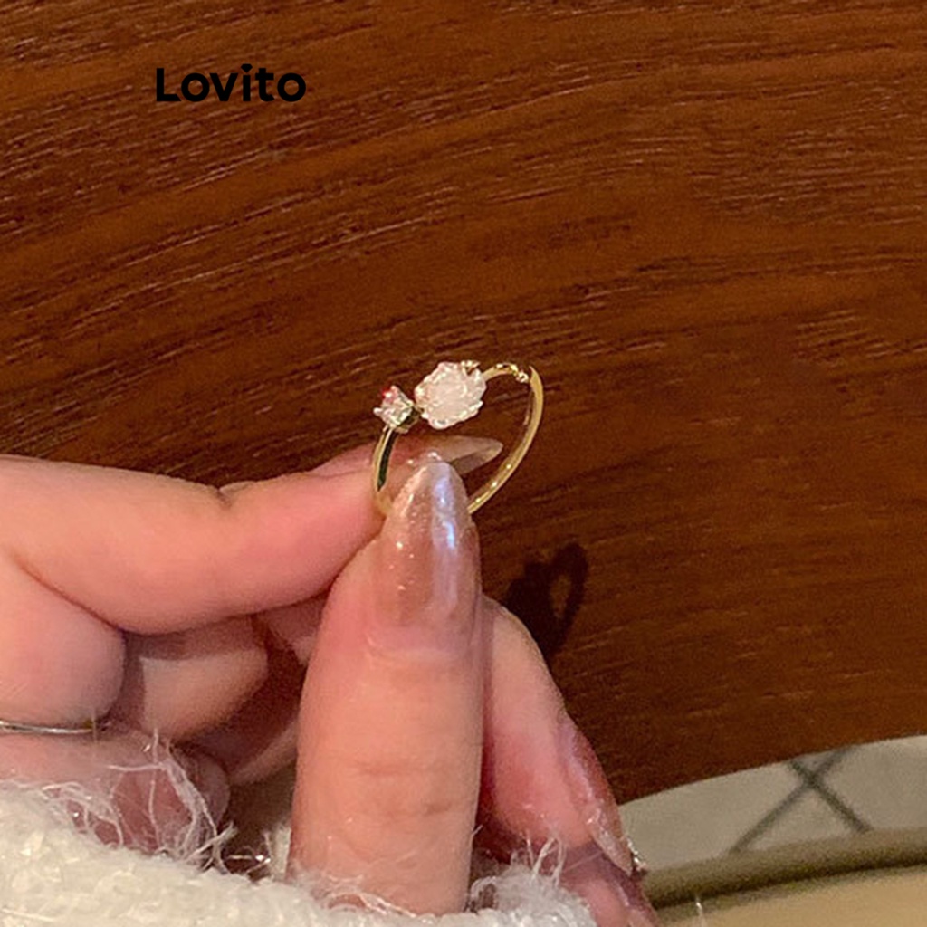 Nhẫn Lovito hình hoa thường ngày cho nữ LNA28171