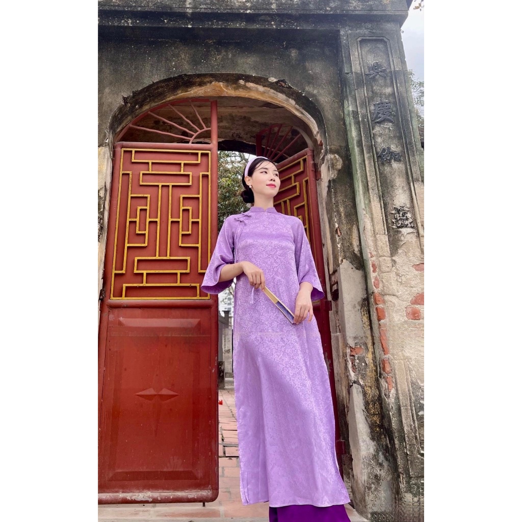 Áo Dài Cách Tân Dáng Xuông Chất Gấm Tơ Đính nơ