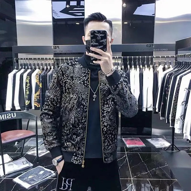 Áo Khoác Bóng Chày Bằng Nhung In Họa Tiết Vàng Kim Phong Cách Đường Phố Châu Âu Thời Trang Thu Đông Cho Nam