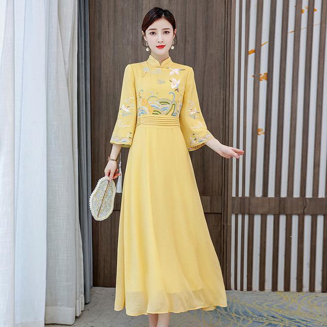 Đầm Sườn Xám Cách Tân Dáng Dài Cổ Đứng Thêu Họa Tiết Phong Cách Trung Hoa Thời Trang Xuân Thu 2023