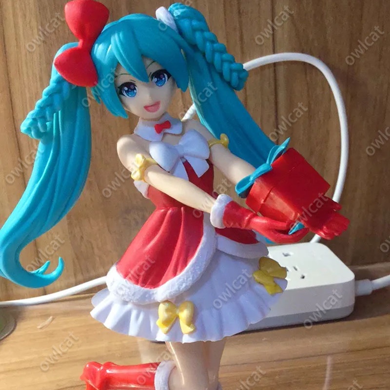 Mô Hình Nhân Vật VOCALOID Miku  22cm Hatsune Miku Virtual Idol Christmas Day Santa Claus Girl Series TAiTO Piapro Packed in Box Super Premium Figure