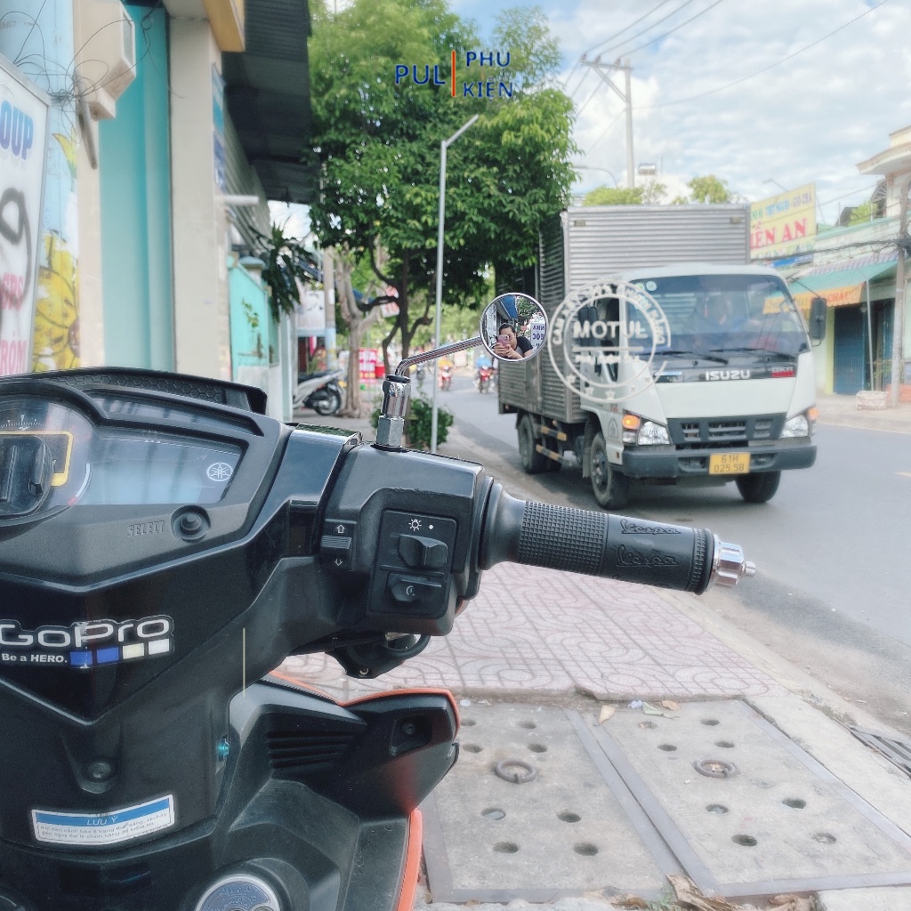 Gương mini tròn cầu lồi đường kính 3cm chân 10li ren thuận trang trí chân gương