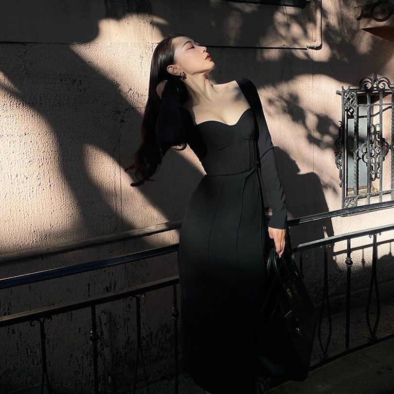 Đầm Dài Cổ Vuông Tay Dài Màu Đen Phong Cách hepburn Pháp Thời Trang Mùa Thu 2023