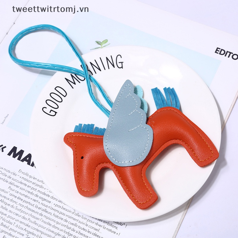 Móc Khóa Da pu Nhẹ Hình Ngựa Cánh Thiên Thần mini Trang Trí Túi Xách / Chìa Khóa Xe Hơi vn