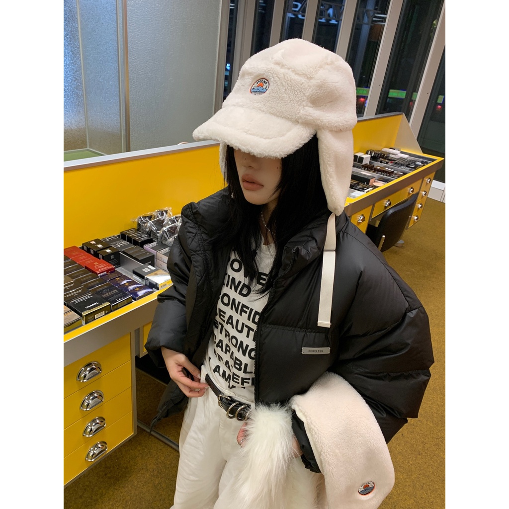 Mũ Len Trùm Tai Kèm Khăn Choàng Cổ Dày Dặn Giữ Ấm Mùa Đông Cho Mẹ Và Bé