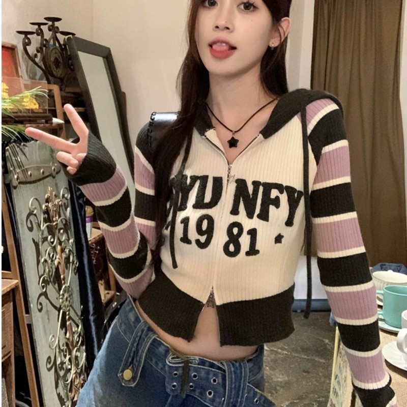 IELGY Áo hoodie Dệt Kim Tay Dài In Chữ Kiểu retro Xinh Xắn Cho Nữ