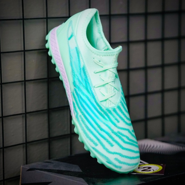 Giày bóng đá Phantom GX Pro, giày đá banh cỏ nhân tạo nam đã khâu đế - 2EVSHOP