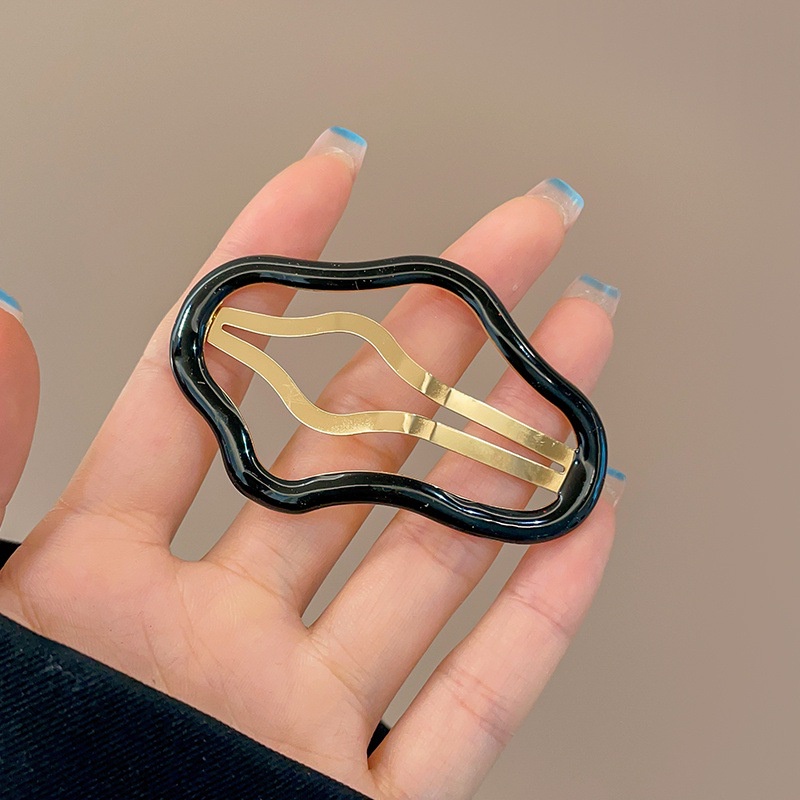 Kẹp Tóc bb Hình Đám Mây Khoét Rỗng Cho Phái Nữ