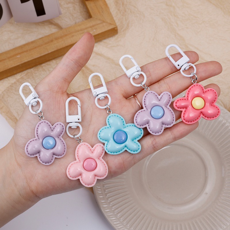 Móc Chìa Khóa Hình Bông Hoa Màu Kẹo Ngọt Ngào Xinh Xắn charms
