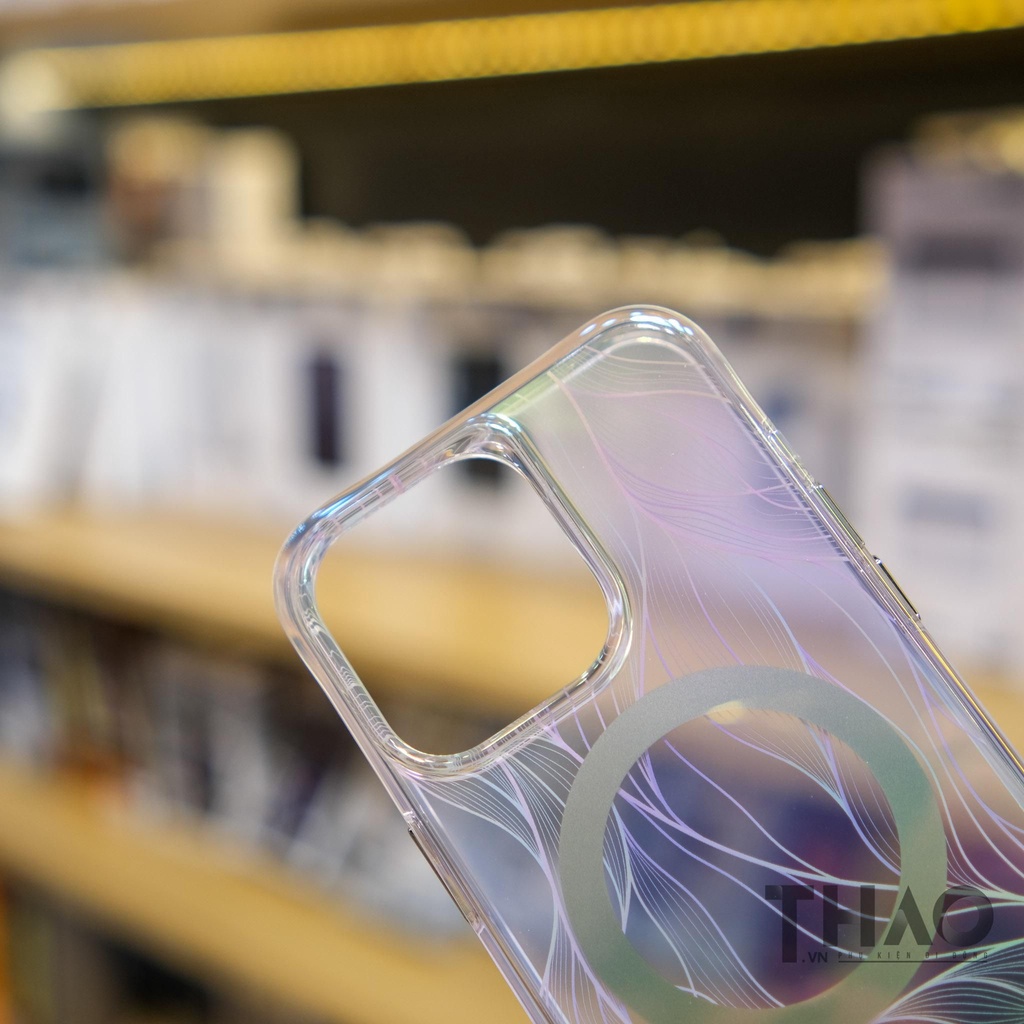Ốp UNIQ Coehl Willow hỗ trợ sạc từ tính dành cho iPhone 15 Pro/15Promax