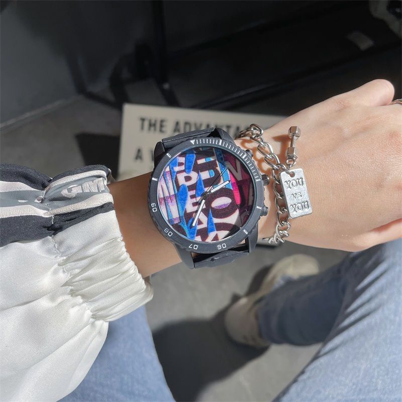 Đồng Hồ Đeo Tay graffiti Nhật Bản Mới 2022 Giá Trị Cao Phong Cách hip hop Dành Cho Học Sinh Nam Nữ Bán Chạy