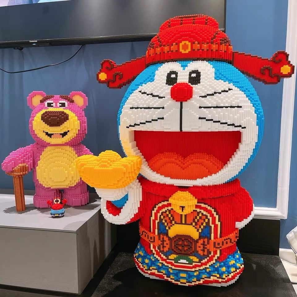 Đồ chơi lắp ráp mô hình Mô Hình Doraemon Thần Tài 40cm 68cm 91cm .
