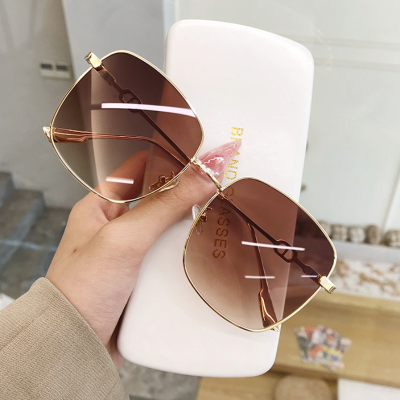 Mới Kính Mát Gọng Vuông Chống Tia uv Thời Trang Cho Nữ