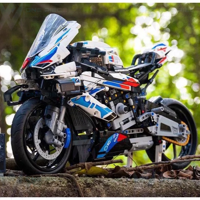 Mô Hình Xe Mô Tô BMW M1000RR 42130 Tỷ Lệ 1:5 Đồ Chơi Lắp Ráp 1920PCS