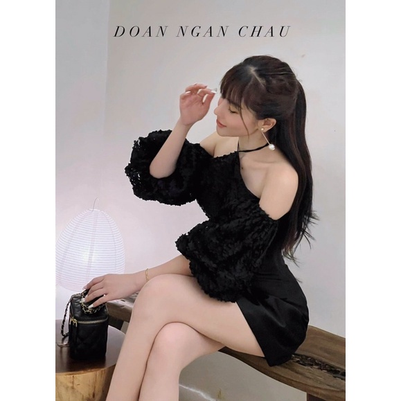 Set áo ren cổ yếm chân váy tacta