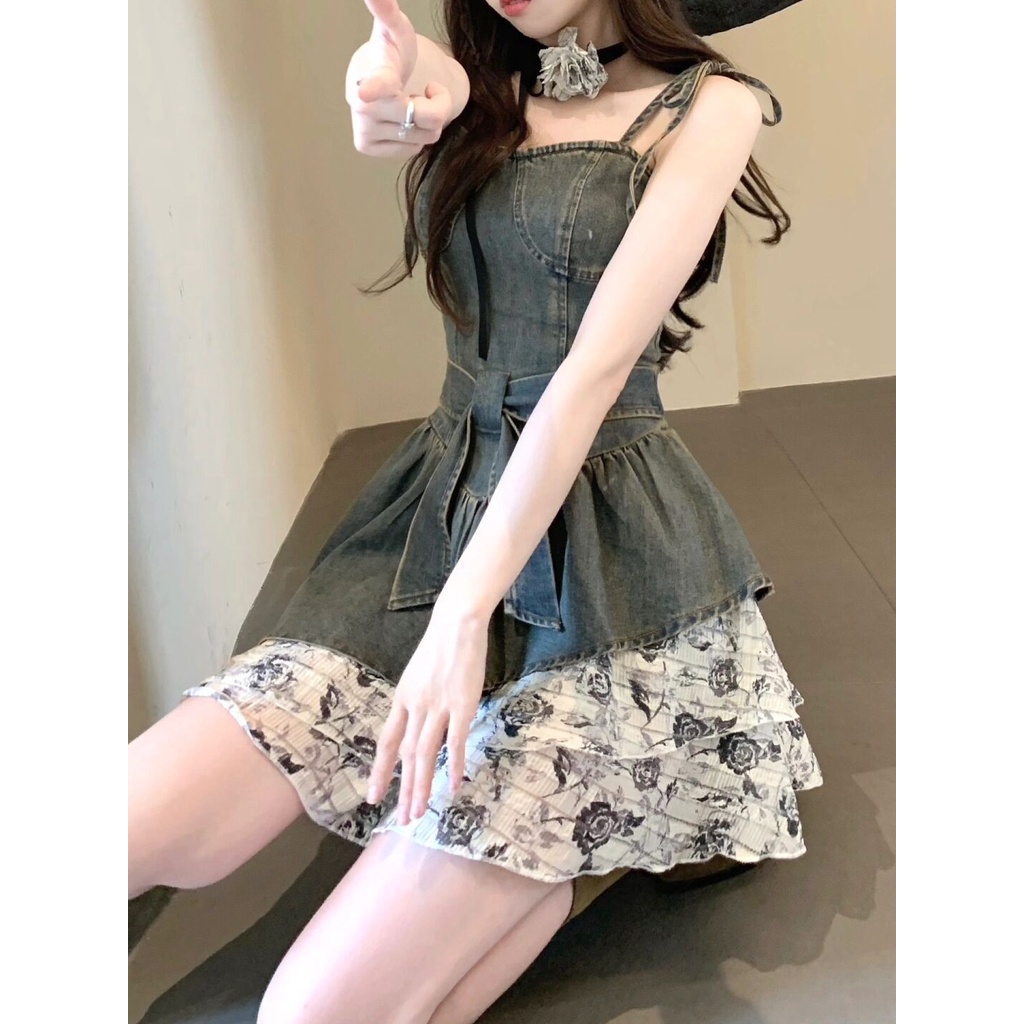 Váy denim Hoa Treo Quả Địa Cầu