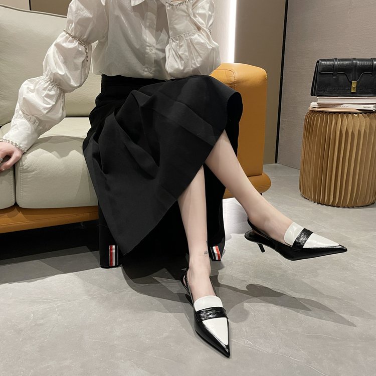 Màu Sắc Giày Cao Gót Mũi Nhọn Thời Trang Dành Cho Nữ