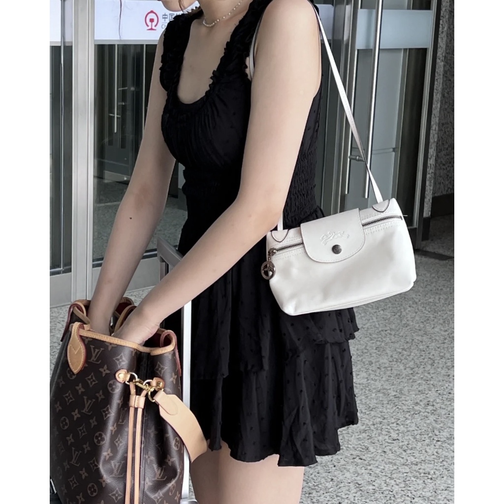 Túi tote Nhỏ Tối Giản Với Dây Đeo Vai Và Lựa Chọn Màu Sắc Rực Rỡ Cho Nữ