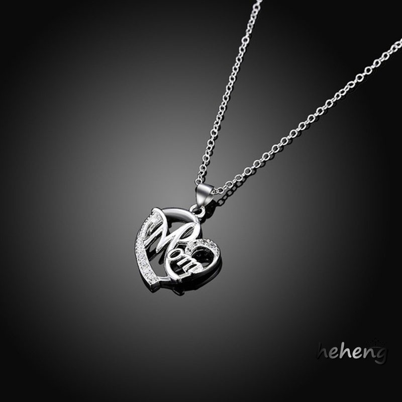 Vòng cổ Mặt Hình Trái Tim Khắc Chữ mom / mom Quà Tặng Mẹ