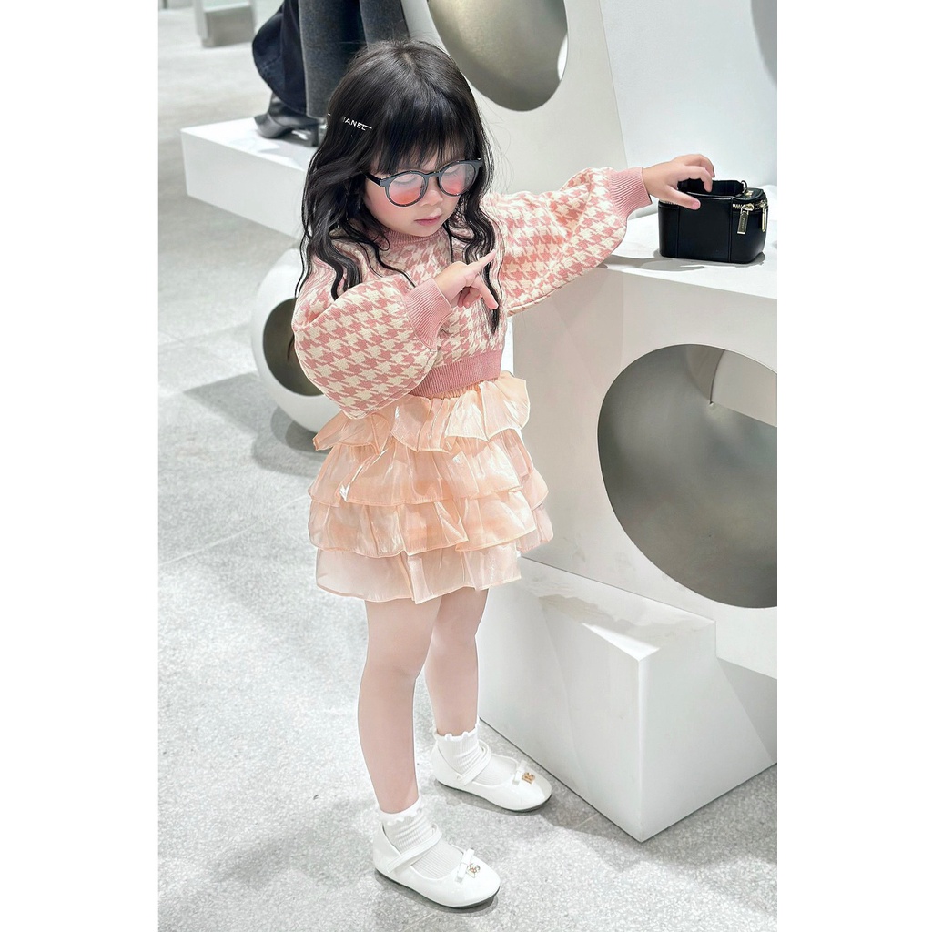 Set áo len + chân váy tơ cho bé gái 10-20kg mặc mùa đông 2023 đi chơi, đi học