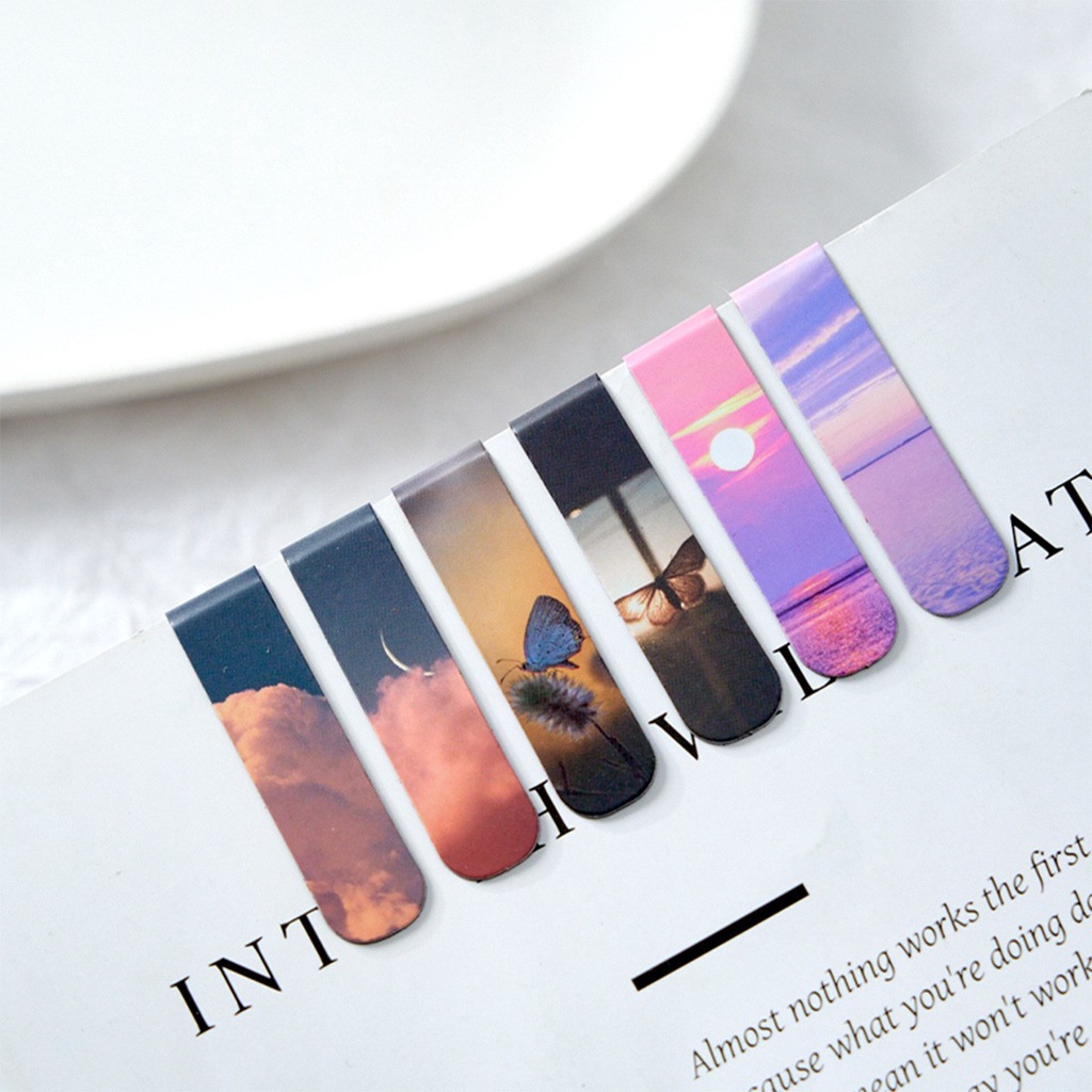 Bộ 2 Kẹp Đánh Dấu Sách Từ Tính Hình Phong Cảnh Dễ Thương Cho Nam Và Nữ